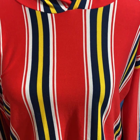 Marci Cropped Hoodie - Picture 2 of 4